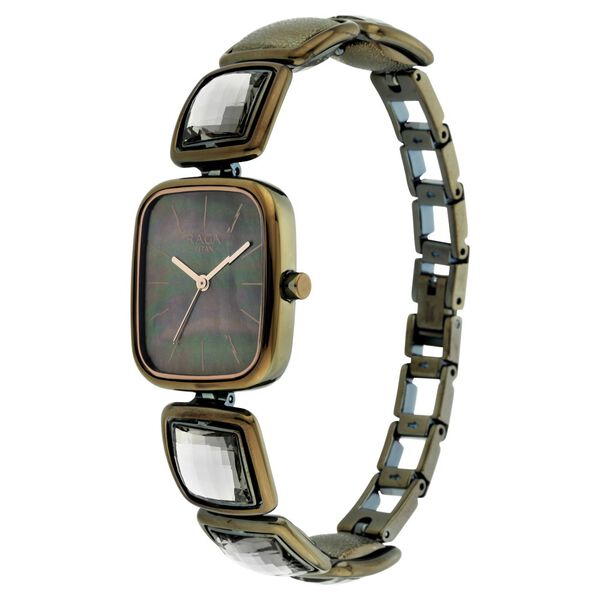 Titan Raga Moments Of Joy Quartz Analog Mother of Pearl Dial Green Metal Strap Watch For Women - image number 4