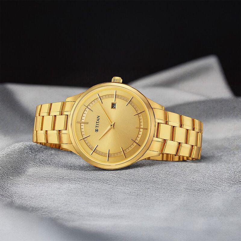Titan Classique Slimline Champagne Dial Analog with Day and Date Stainless Steel Strap Watch for Men