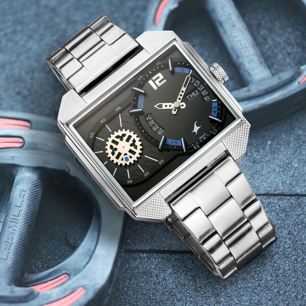 Buy Online Fastrack Fastfit Quartz Analog with Day and Date Black