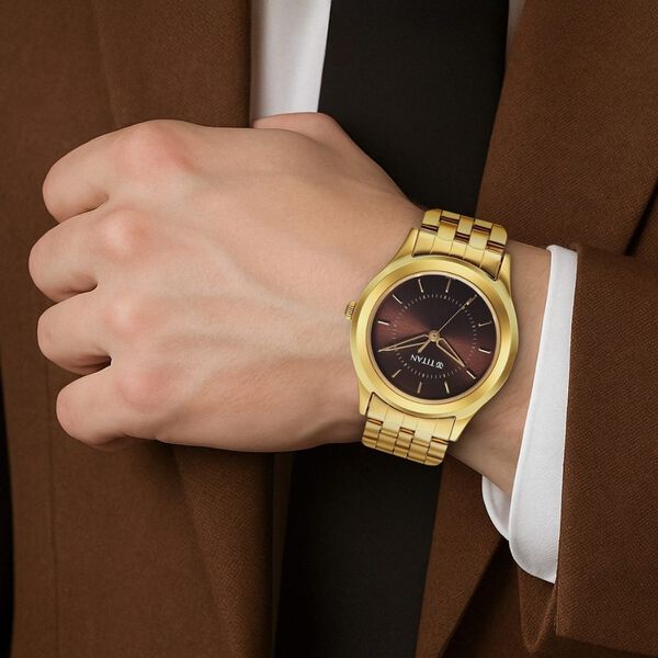 Titan Karishma Zing Quartz Analog Brown Dial Stainless Steel Strap Watch for Men - image number 4