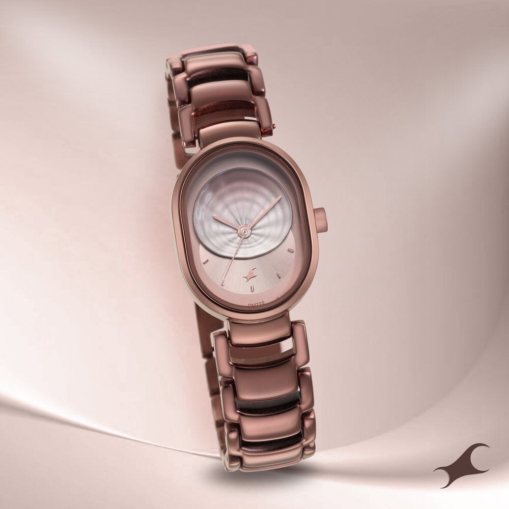 Ladies chain watch in fastrack on sale