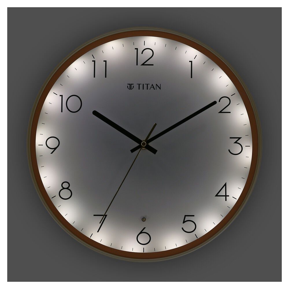 Titan clock showroom sales