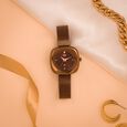 Vyb Runway By Fastrack Quartz Analog Brown Dial Metal Strap Watch For Girls - image number 0