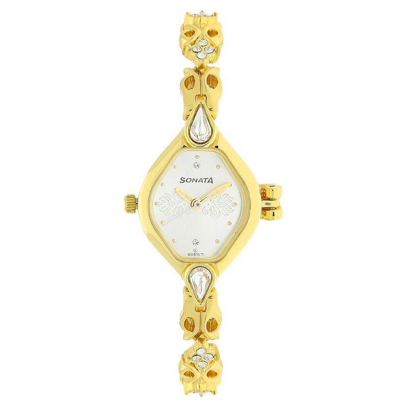 Sonata Quartz Analog Silver Dial Metal Strap Watch for Women