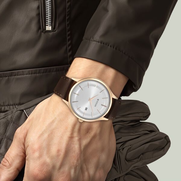 Titan Classique Slimline Silver Dial Analog with Date Leather Strap watch for Men - image number 5
