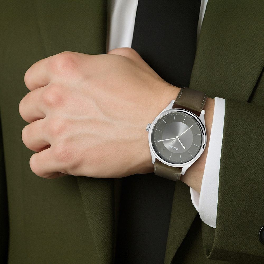 Buy Online Titan Men's Urban Edge Lustrous Olive Dial Leather