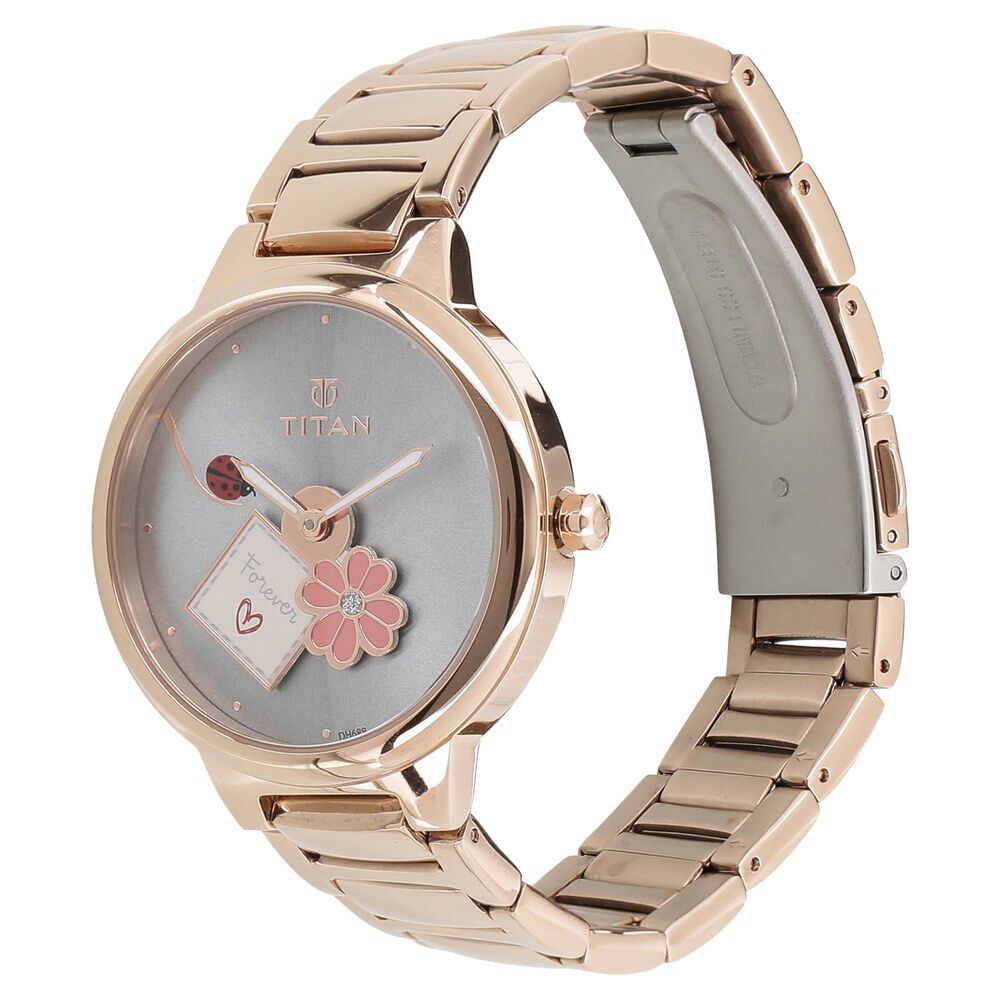 Titan valentine watch outlet