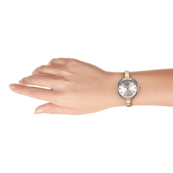 Titan Raga Showstopper Quartz Analog Silver Dial Rose Gold Metal Strap Watch For Women - image number 5