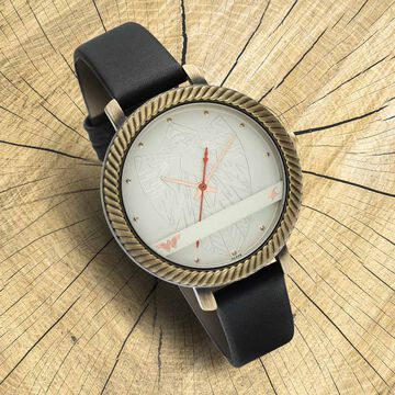 Fastrack Wonder Woman Quartz Analog Silver Dial Leather Strap Watch for Girls