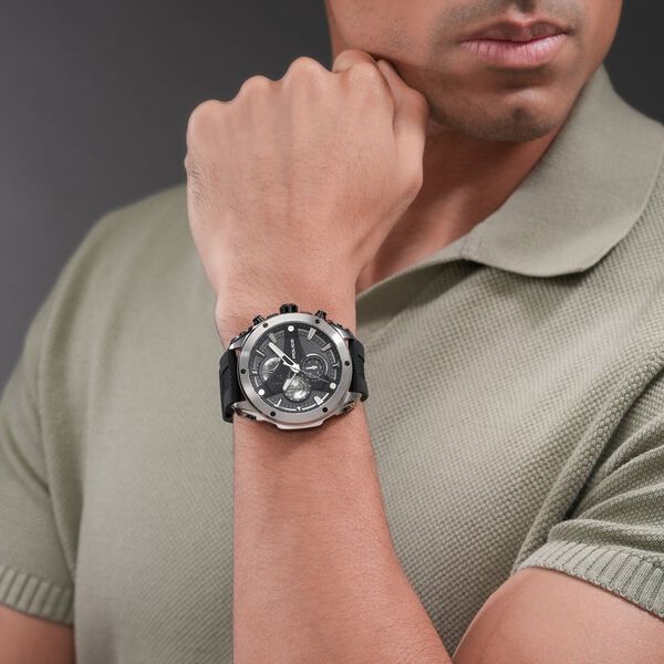 Police Quartz Chronograph Black Dial Black Silicone Strap Watch For Men - image number 4