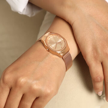 Fastrack Snob X Rose Gold Dial Stainless Steel Strap Watch for Girls