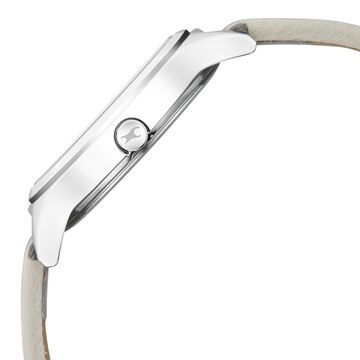 Fastrack Stunners Quartz Analog White Dial Leather Strap Watch for Girls