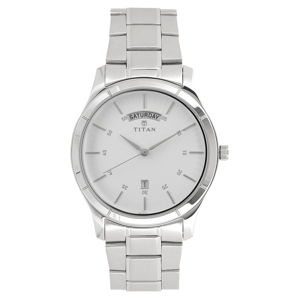 Titan watch with shop date and day