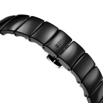 Titan Edge Squircle Quartz in Rich Black with Glossy Ceramic Unisex Watch