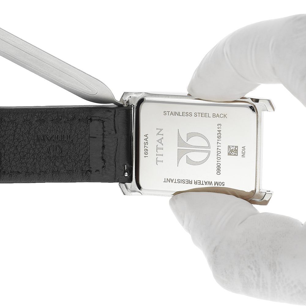 Buy Online 24 mm Black Genuine Leather Straps for Men 1001565024s p Titan