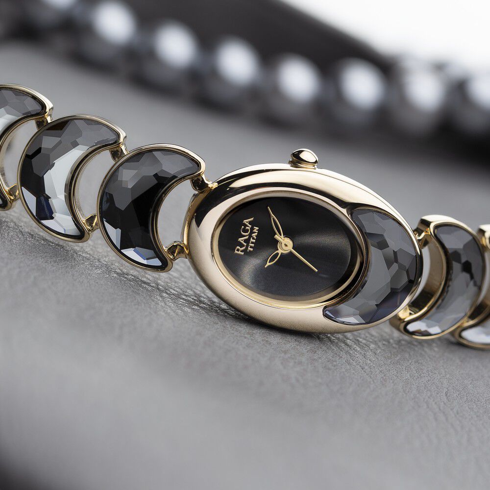 Titan raga wrist watches for outlet ladies