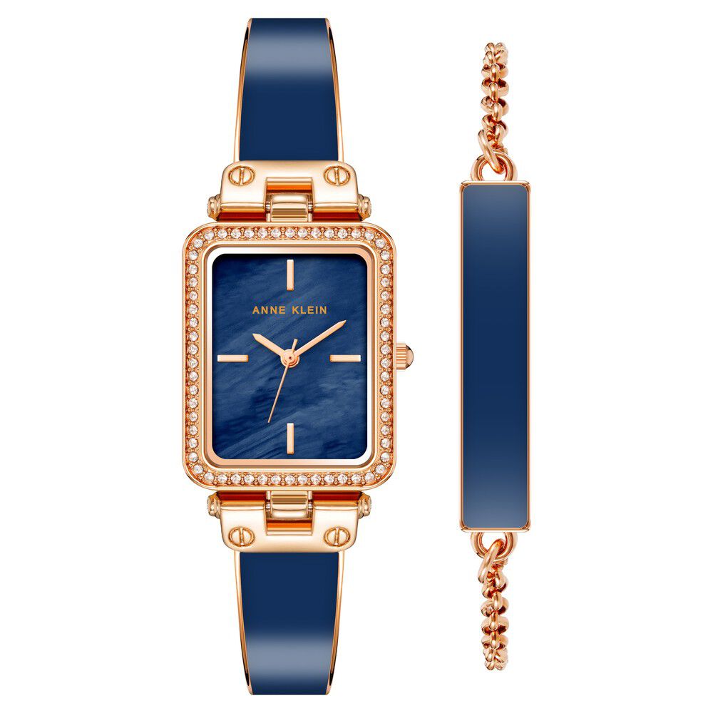 Anne klein is related to calvin klein 2025