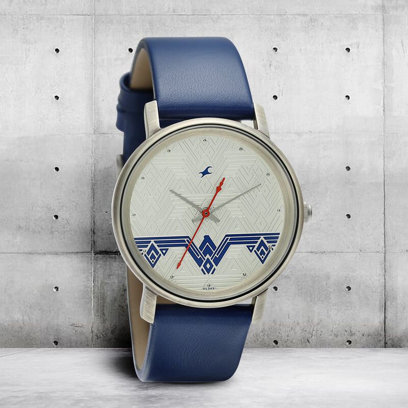 Fastrack Wonder Woman Quartz Analog Silver Dial Leather Strap Watch for Girls