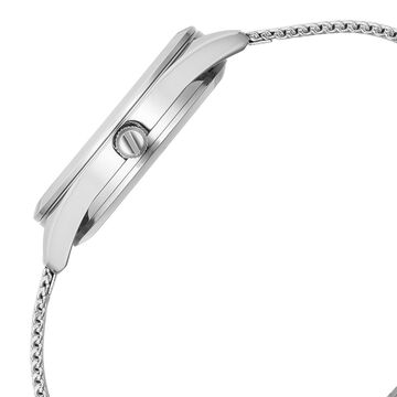 Fastrack Vyb Runway Quartz Analog Silver Dial Stainless Steel Strap Watch For Girls