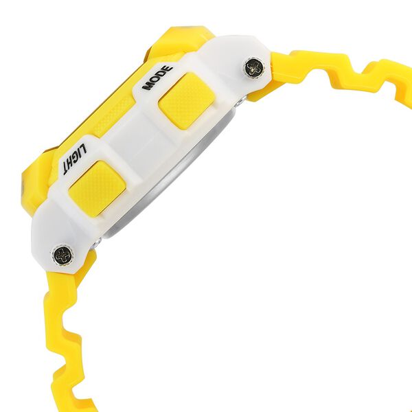 Zoop By Titan Digital Dial Watch with Plastic Strap For Kids - image number 3