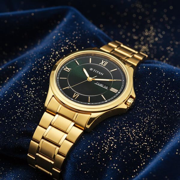 Titan Karishma Quartz Analog with Day and Date Green Dial Golden Stainless Steel Strap Watch For Men - image number 0