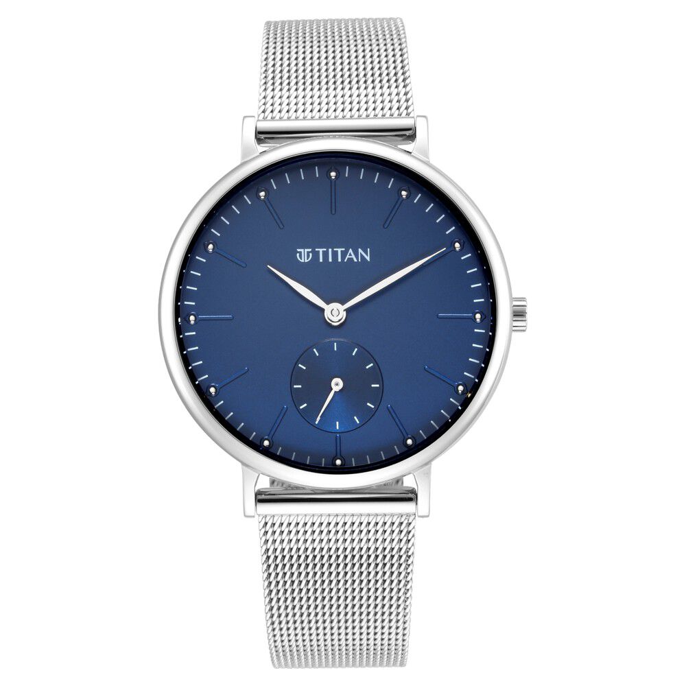 Women's watch top with second hand