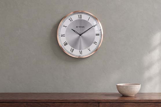 Best Wall Clocks for Living Room 2026: Style & Size Guide
