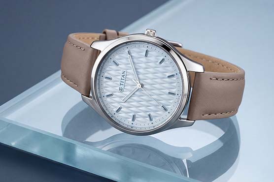 New Beginnings This Dussehra: The Perfect Shubh Watch