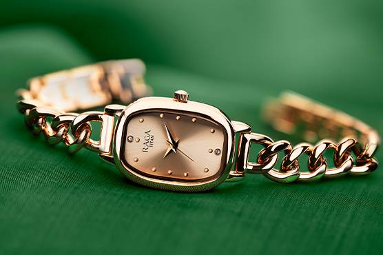 Glam Up: Essential Women’s Watches