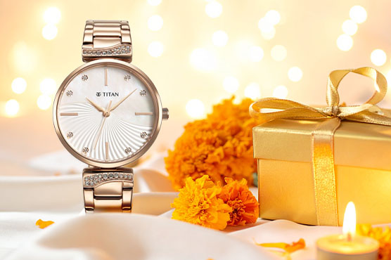 Timeless Gifting: Titan Watches for this festive season
