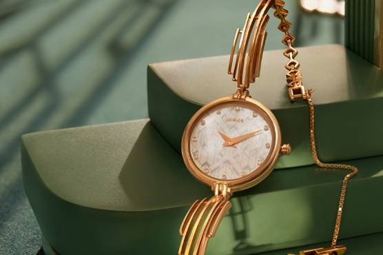 Timeless Gold for a Timeless Tradition 