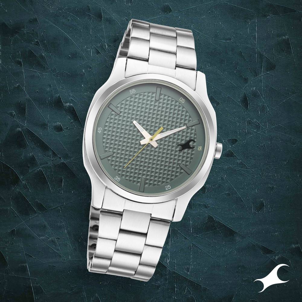 Fastrack 38051sm02 on sale