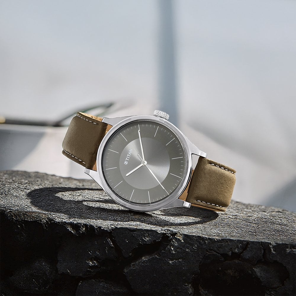 Buy Online Titan Men's Urban Edge Lustrous Olive Dial Leather