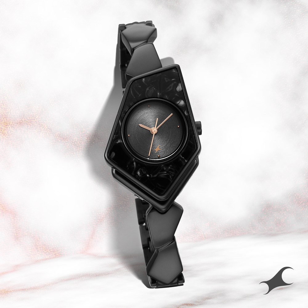 Buy Online Fastrack Younique Quartz Analog Grey Dial Metal Strap Watch for Girls nr6279nm01 Titan International