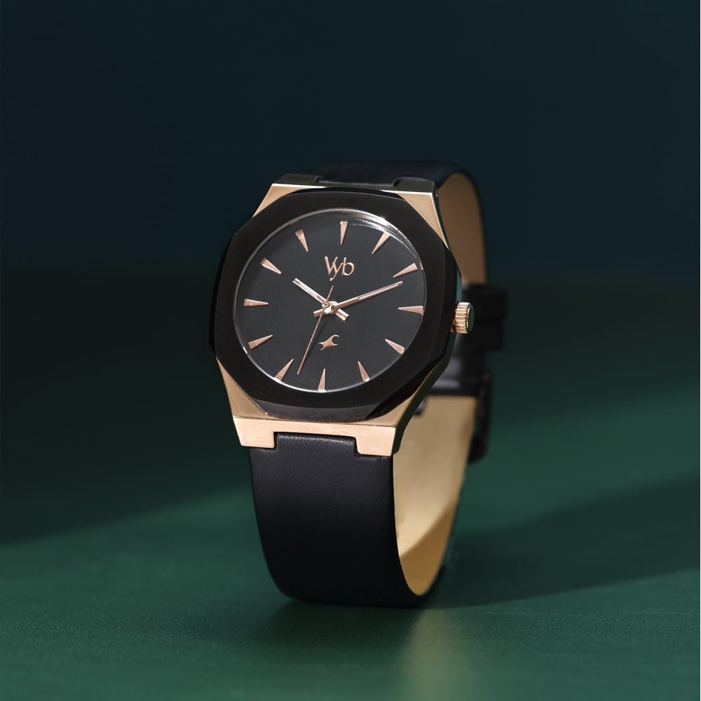 Buy Online Fastrack Vyb Challenger Quartz Analog Black Dial Black