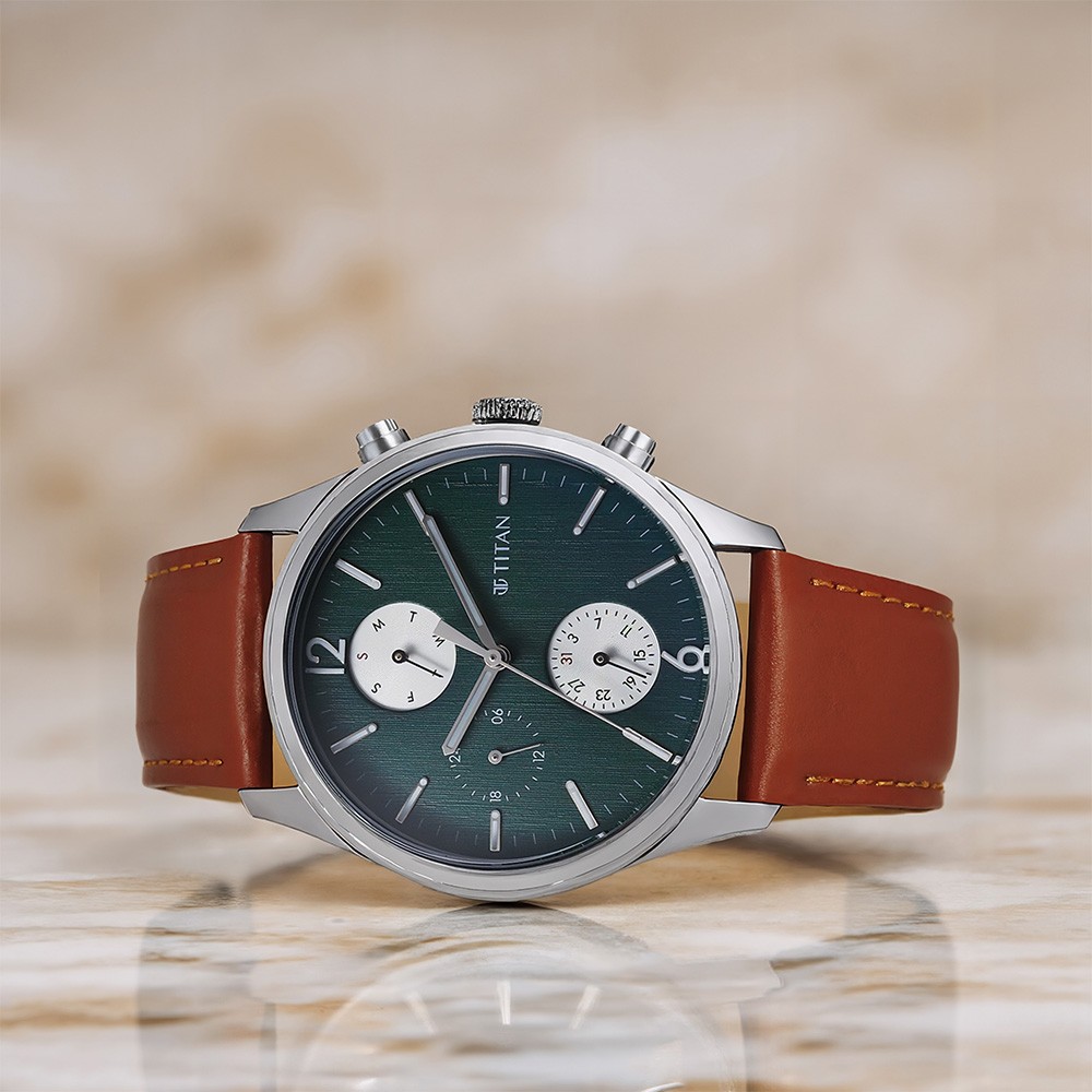 Buy Online Titan Wrist Wit Quartz Analog with Day and Date Grey Dial ...